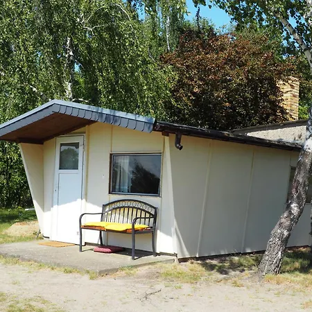 Trabi- Am Naturteich