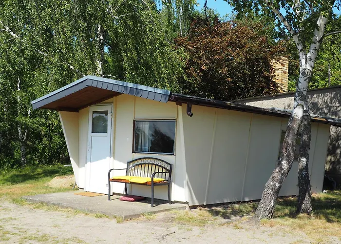 Trabi- Am Naturteich