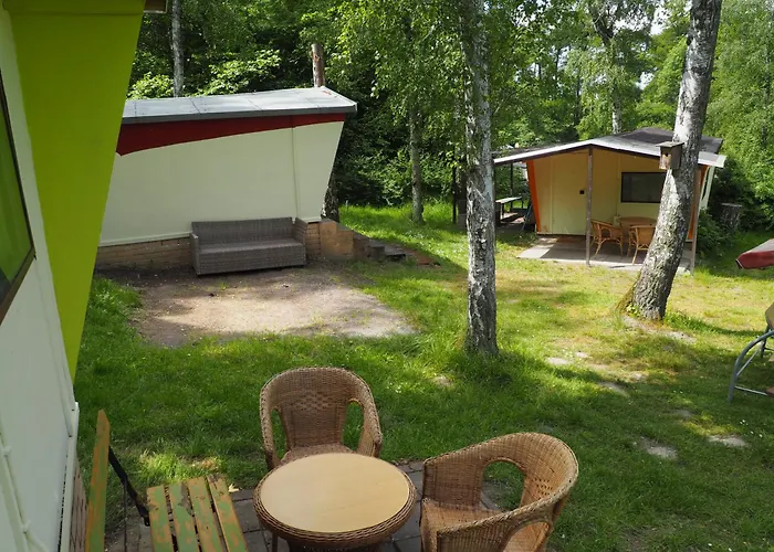 Trabi- Am Naturteich *